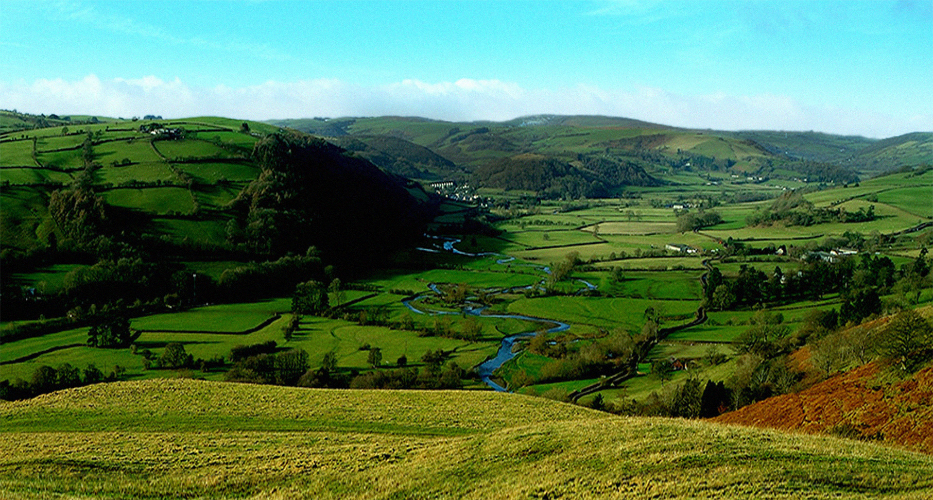 Offa's dyke Redwood Valley